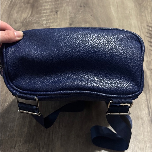 Disney Princess Navy Textured Bag with Floral Accents - Picture 4 of 8